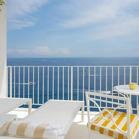 Hotel Miramalfi 5*