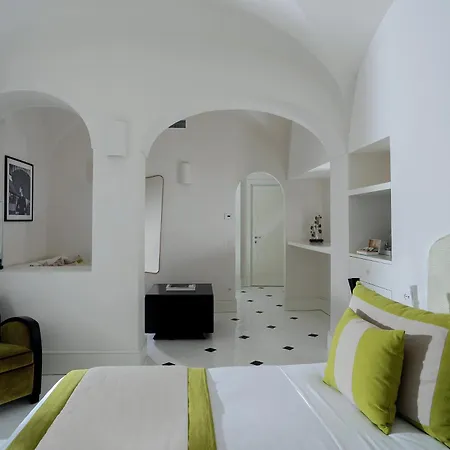 Miramalfi Hotel 5*