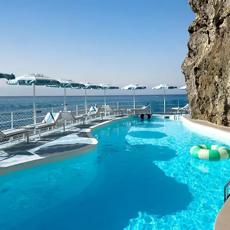 Miramalfi Szálloda 5*