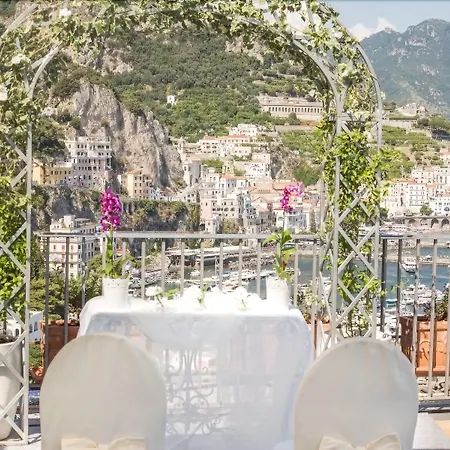 Miramalfi Hotel 5*
