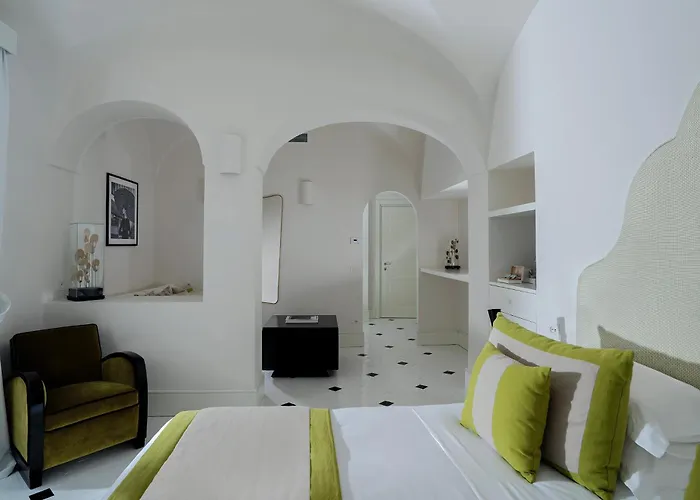 Miramalfi Hotel 5*