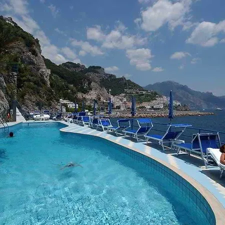 Miramalfi Hotel 5*